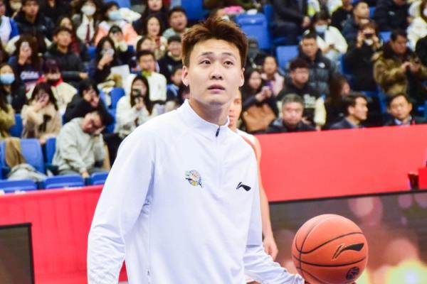 怒撞裁判！媒體人：趙睿停賽場次按照條例頂格是3場 罰款要超10萬
